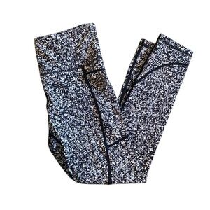 Zyia Mosiac Soft and Snug Leggings Black White 4